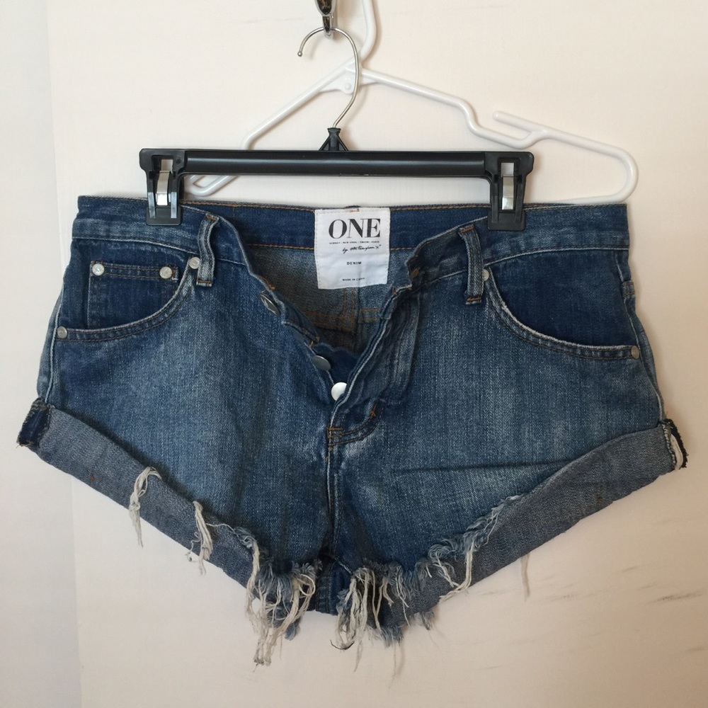 DASH - One Teaspoon - denim shorts- size 30